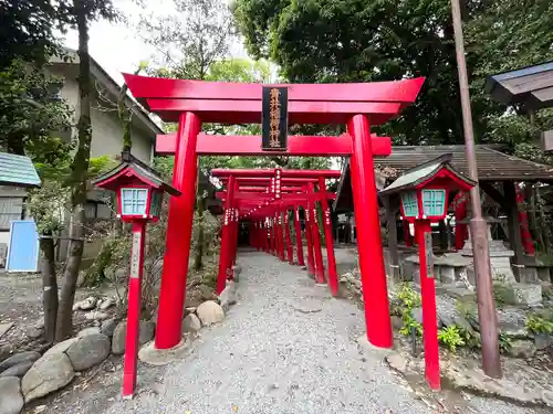 青井稲荷神社の鳥居