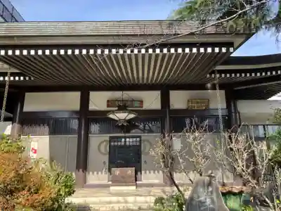 弥勒寺の本殿・本堂