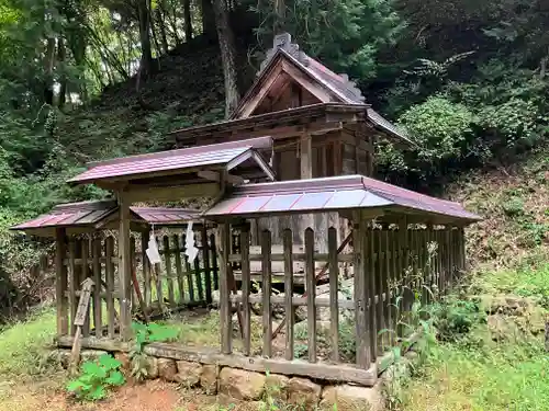 塩野神社の末社・摂社