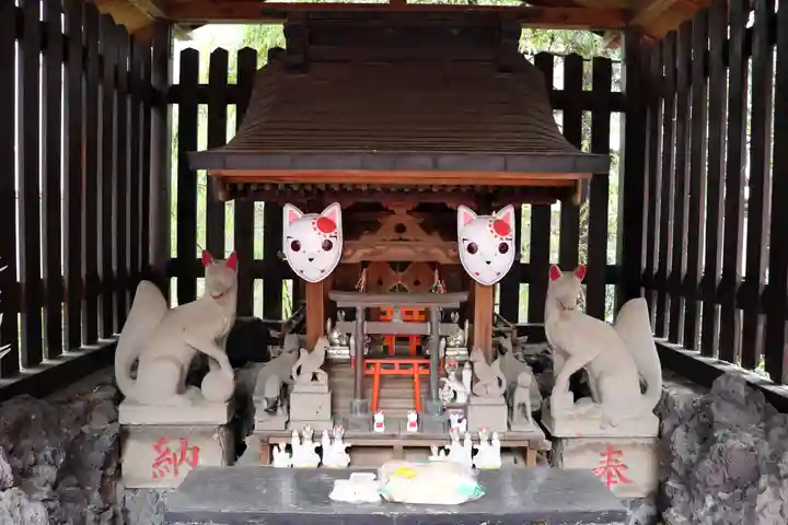 くまくま神社(導きの社 熊野町熊野神社)の末社・摂社