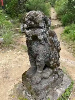 中山寺奥之院の狛犬