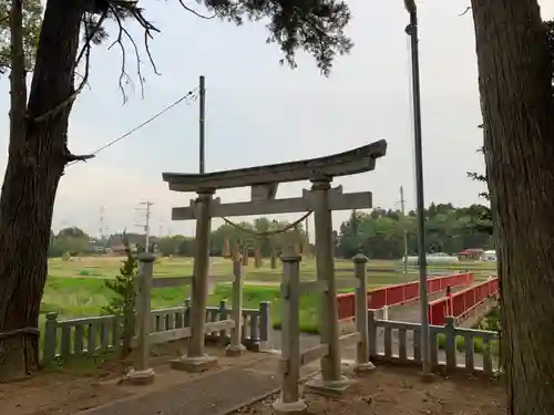 稲荷神社の鳥居