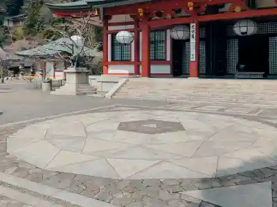 鞍馬寺の{uncategorized: "未分類", other: "その他", undefined: "問題あり", building: "その他建物", grave: "お墓", sacred_gate: "鳥居", guardian: "狛犬", statue: "像", buddha: "仏像", history: "歴史", nature: "自然", garden: "庭園", animal: "動物", pagoda: "塔", temizu: "手水舎", mountain_gate: "山門・神門", sanctuary: "本殿・本堂", subordinate: "末社・摂社", art: "芸術", scenery: "景色", jizo: "地蔵", ema: "絵馬", goshuin: "御朱印", omikuji: "おみくじ", items: "授与品その他", amulet: "お守り", goshuincho: "御朱印帳", eats: "食事", festival: "お祭り", votive_dance: "神楽", shichigosan: "七五三参", wedding: "結婚式", experience: "体験その他", initially: "初詣", around: "周辺", anti_infection: "感染症対策"}