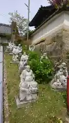 松泉寺の像