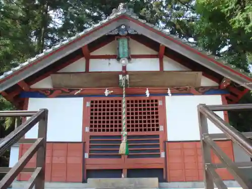 稲荷神社の本殿