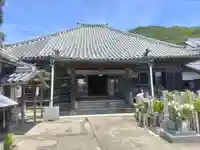 常行寺の本殿・本堂