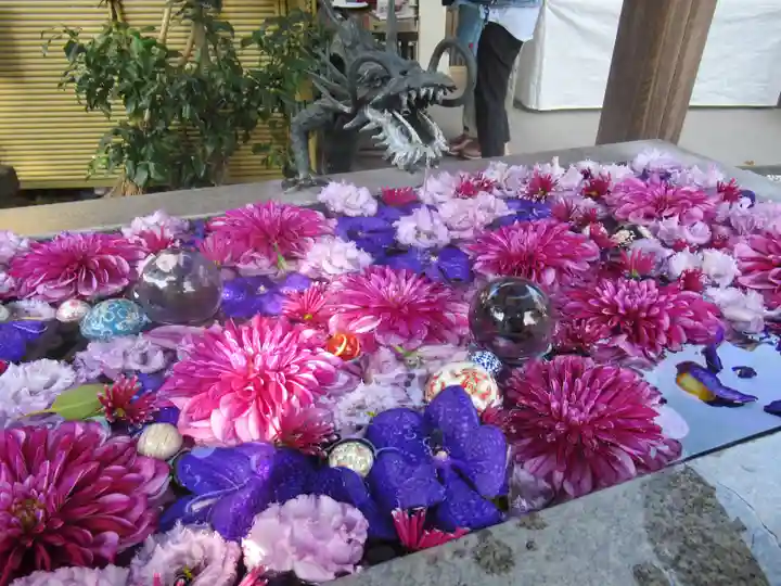 蛇窪神社の手水舎