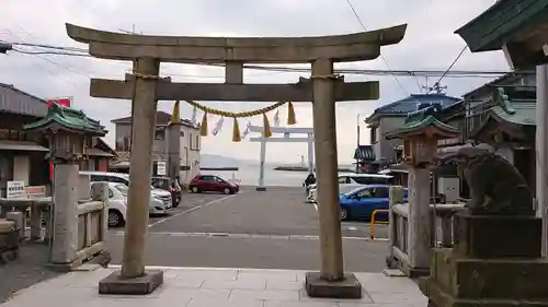 鴨居八幡神社の鳥居