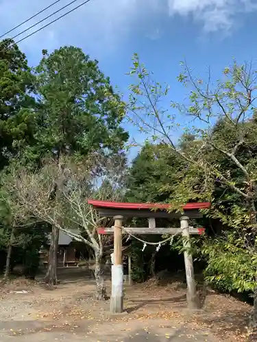 十二神社の鳥居