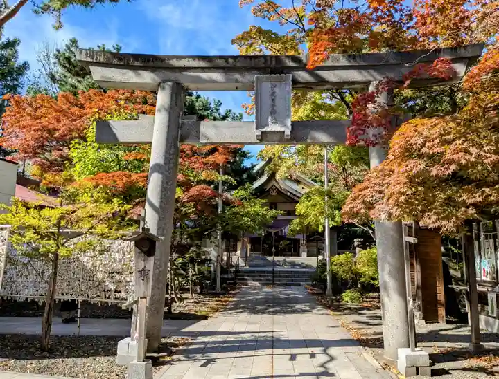 彌彦神社 (伊夜日子神社)の鳥居