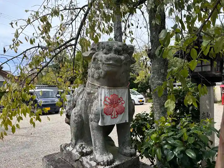 三輪坐恵比須神社の狛犬