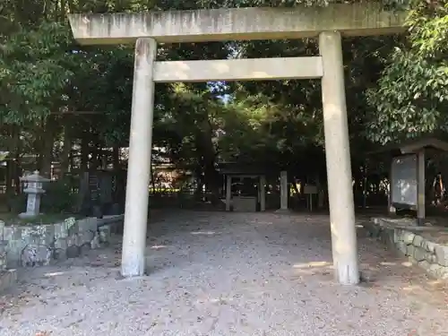 意非多神社の鳥居