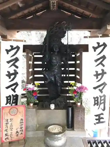 宝山寺の仏像