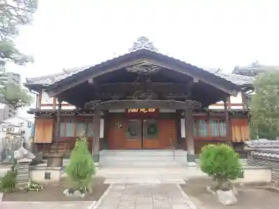 海徳寺の{uncategorized: "未分類", other: "その他", undefined: "問題あり", building: "その他建物", grave: "お墓", sacred_gate: "鳥居", guardian: "狛犬", statue: "像", buddha: "仏像", history: "歴史", nature: "自然", garden: "庭園", animal: "動物", pagoda: "塔", temizu: "手水舎", mountain_gate: "山門・神門", sanctuary: "本殿・本堂", subordinate: "末社・摂社", art: "芸術", scenery: "景色", jizo: "地蔵", ema: "絵馬", goshuin: "御朱印", omikuji: "おみくじ", items: "授与品その他", amulet: "お守り", goshuincho: "御朱印帳", eats: "食事", festival: "お祭り", votive_dance: "神楽", shichigosan: "七五三参", wedding: "結婚式", experience: "体験その他", initially: "初詣", around: "周辺", anti_infection: "感染症対策"}