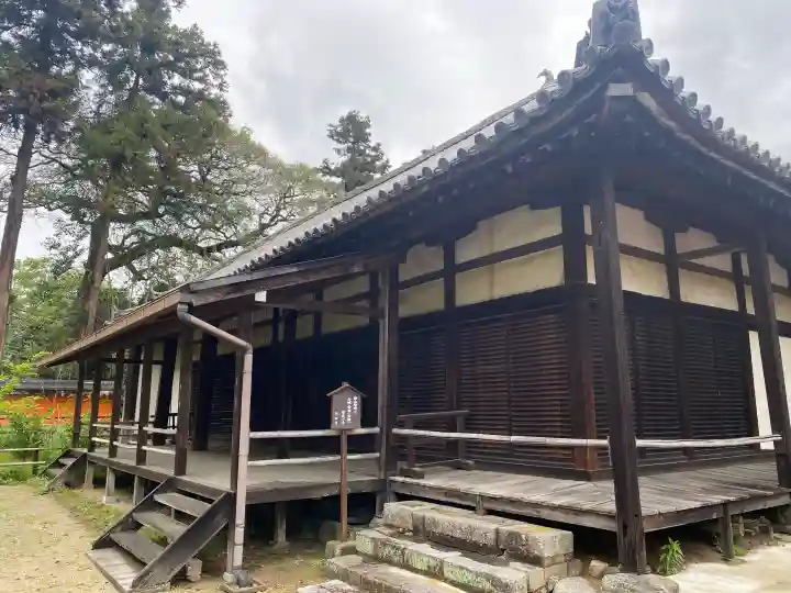 矢田寺観音堂の{uncategorized: "未分類", other: "その他", undefined: "問題あり", building: "その他建物", grave: "お墓", sacred_gate: "鳥居", guardian: "狛犬", statue: "像", buddha: "仏像", history: "歴史", nature: "自然", garden: "庭園", animal: "動物", pagoda: "塔", temizu: "手水舎", mountain_gate: "山門・神門", sanctuary: "本殿・本堂", subordinate: "末社・摂社", art: "芸術", scenery: "景色", jizo: "地蔵", ema: "絵馬", goshuin: "御朱印", omikuji: "おみくじ", items: "授与品その他", amulet: "お守り", goshuincho: "御朱印帳", eats: "食事", festival: "お祭り", votive_dance: "神楽", shichigosan: "七五三参", wedding: "結婚式", experience: "体験その他", initially: "初詣", around: "周辺", anti_infection: "感染症対策"}