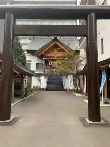 札幌祖霊神社の鳥居