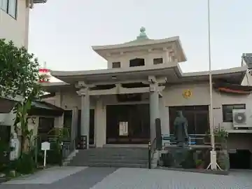 西光寺の本殿・本堂