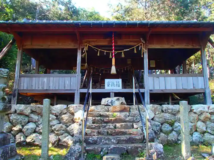 白山神社の本殿・本堂