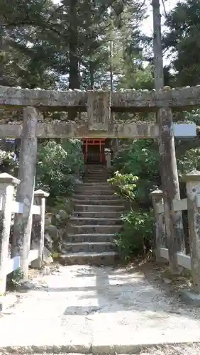 四宮神社の鳥居