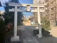 被官稲荷神社の鳥居