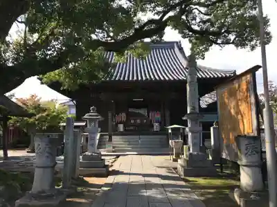 一宮寺の本殿・本堂