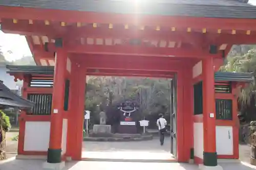 鵜戸神宮の山門