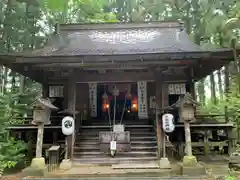 黒田原神社の本殿