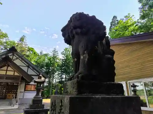 京極八幡神社の狛犬