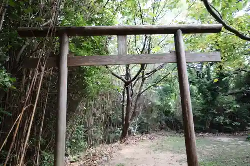 隠岳神社の鳥居