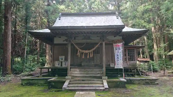 健武山神社の本殿・本堂