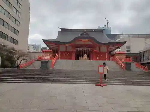 花園神社の本殿・本堂