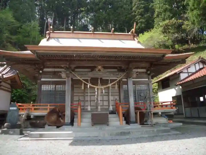 鵜住神社の本殿・本堂