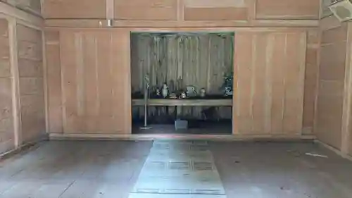 観音堂の本殿・本堂