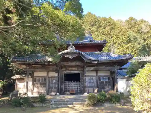 常福寺の本殿・本堂