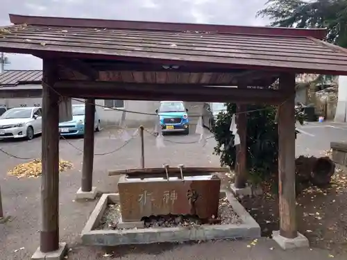 八坂神社（葛生町）の手水舎