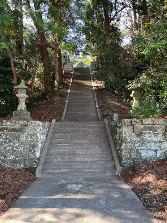 莫越山神社の{uncategorized: "未分類", other: "その他", undefined: "問題あり", building: "その他建物", grave: "お墓", sacred_gate: "鳥居", guardian: "狛犬", statue: "像", buddha: "仏像", history: "歴史", nature: "自然", garden: "庭園", animal: "動物", pagoda: "塔", temizu: "手水舎", mountain_gate: "山門・神門", sanctuary: "本殿・本堂", subordinate: "末社・摂社", art: "芸術", scenery: "景色", jizo: "地蔵", ema: "絵馬", goshuin: "御朱印", omikuji: "おみくじ", items: "授与品その他", amulet: "お守り", goshuincho: "御朱印帳", eats: "食事", festival: "お祭り", votive_dance: "神楽", shichigosan: "七五三参", wedding: "結婚式", experience: "体験その他", initially: "初詣", around: "周辺", anti_infection: "感染症対策"}