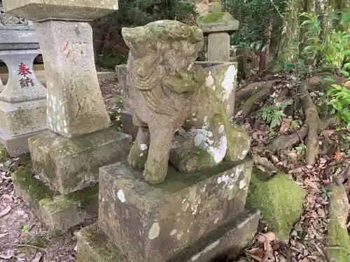 嚴嶋神社の狛犬