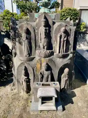 青巒寺の{uncategorized: "未分類", other: "その他", undefined: "問題あり", building: "その他建物", grave: "お墓", sacred_gate: "鳥居", guardian: "狛犬", statue: "像", buddha: "仏像", history: "歴史", nature: "自然", garden: "庭園", animal: "動物", pagoda: "塔", temizu: "手水舎", mountain_gate: "山門・神門", sanctuary: "本殿・本堂", subordinate: "末社・摂社", art: "芸術", scenery: "景色", jizo: "地蔵", ema: "絵馬", goshuin: "御朱印", omikuji: "おみくじ", items: "授与品その他", amulet: "お守り", goshuincho: "御朱印帳", eats: "食事", festival: "お祭り", votive_dance: "神楽", shichigosan: "七五三参", wedding: "結婚式", experience: "体験その他", initially: "初詣", around: "周辺", anti_infection: "感染症対策"}