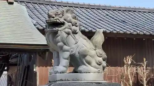 八幡古表神社の狛犬