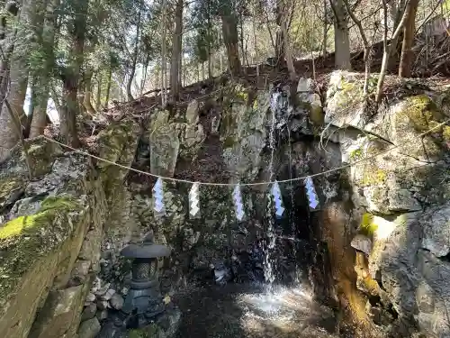 龍泉寺の{uncategorized: "未分類", other: "その他", undefined: "問題あり", building: "その他建物", grave: "お墓", sacred_gate: "鳥居", guardian: "狛犬", statue: "像", buddha: "仏像", history: "歴史", nature: "自然", garden: "庭園", animal: "動物", pagoda: "塔", temizu: "手水舎", mountain_gate: "山門・神門", sanctuary: "本殿・本堂", subordinate: "末社・摂社", art: "芸術", scenery: "景色", jizo: "地蔵", ema: "絵馬", goshuin: "御朱印", omikuji: "おみくじ", items: "授与品その他", amulet: "お守り", goshuincho: "御朱印帳", eats: "食事", festival: "お祭り", votive_dance: "神楽", shichigosan: "七五三参", wedding: "結婚式", experience: "体験その他", initially: "初詣", around: "周辺", anti_infection: "感染症対策"}