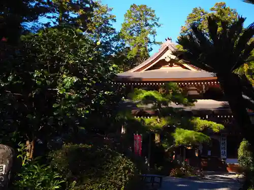 目の霊山　油山寺の本殿