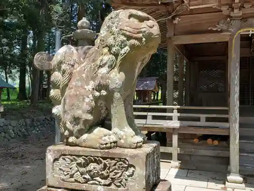 三輪神社の狛犬