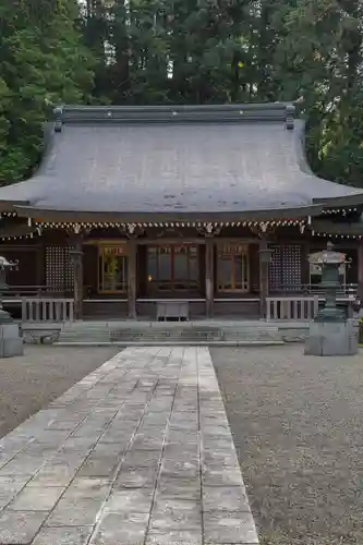飛驒一宮水無神社の本殿・本堂