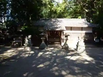 川併神社の本殿