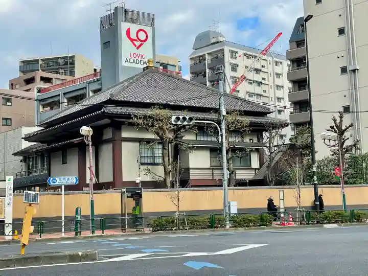 要伝寺の{uncategorized: "未分類", other: "その他", undefined: "問題あり", building: "その他建物", grave: "お墓", sacred_gate: "鳥居", guardian: "狛犬", statue: "像", buddha: "仏像", history: "歴史", nature: "自然", garden: "庭園", animal: "動物", pagoda: "塔", temizu: "手水舎", mountain_gate: "山門・神門", sanctuary: "本殿・本堂", subordinate: "末社・摂社", art: "芸術", scenery: "景色", jizo: "地蔵", ema: "絵馬", goshuin: "御朱印", omikuji: "おみくじ", items: "授与品その他", amulet: "お守り", goshuincho: "御朱印帳", eats: "食事", festival: "お祭り", votive_dance: "神楽", shichigosan: "七五三参", wedding: "結婚式", experience: "体験その他", initially: "初詣", around: "周辺", anti_infection: "感染症対策"}
