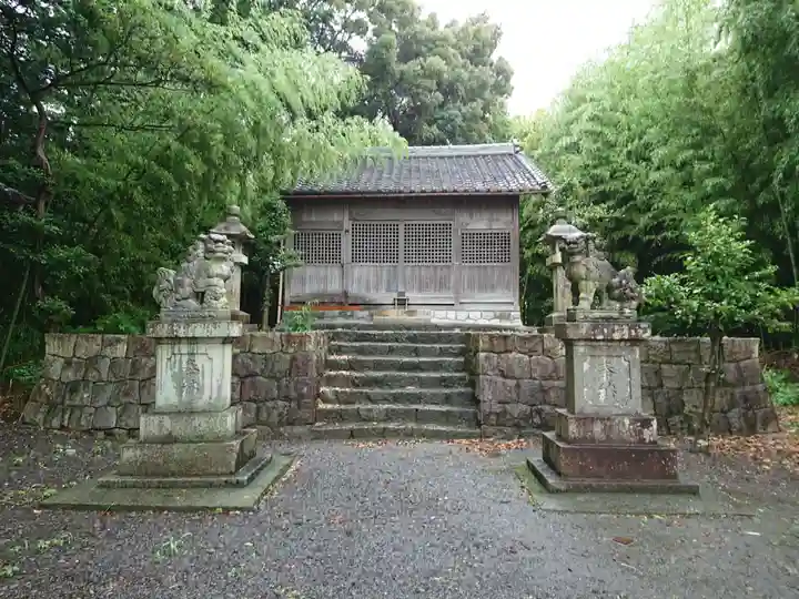 八幡神社の本殿・本堂