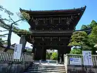 清凉寺の山門・神門