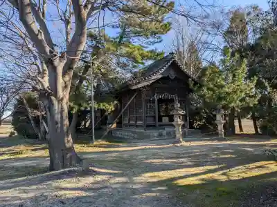 八幡社(落合八幡社)の{uncategorized: "未分類", other: "その他", undefined: "問題あり", building: "その他建物", grave: "お墓", sacred_gate: "鳥居", guardian: "狛犬", statue: "像", buddha: "仏像", history: "歴史", nature: "自然", garden: "庭園", animal: "動物", pagoda: "塔", temizu: "手水舎", mountain_gate: "山門・神門", sanctuary: "本殿・本堂", subordinate: "末社・摂社", art: "芸術", scenery: "景色", jizo: "地蔵", ema: "絵馬", goshuin: "御朱印", omikuji: "おみくじ", items: "授与品その他", amulet: "お守り", goshuincho: "御朱印帳", eats: "食事", festival: "お祭り", votive_dance: "神楽", shichigosan: "七五三参", wedding: "結婚式", experience: "体験その他", initially: "初詣", around: "周辺", anti_infection: "感染症対策"}