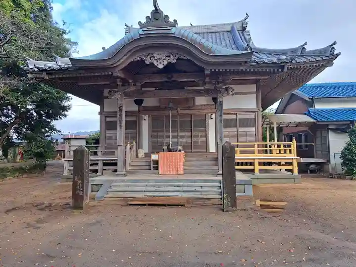竹崎観世音寺の本殿・本堂