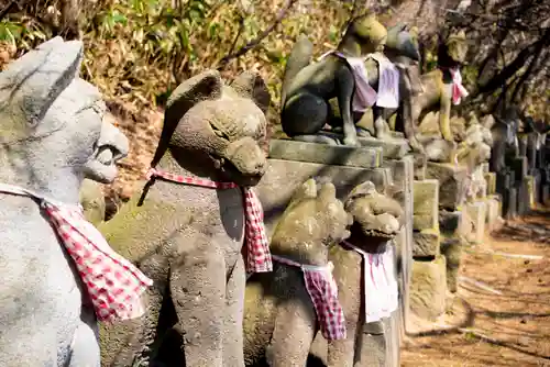 高山稲荷神社の狛犬